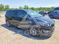2020 KIA Sedona photo