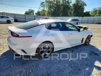 2020 KIA Stinger photo