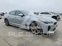 2020 KIA Stinger фото