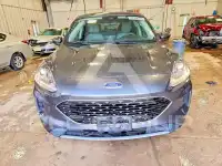 2020 Ford ESCAPE photo
