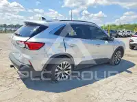 2020 Ford ESCAPE photo