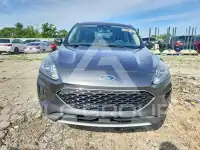2020 Ford ESCAPE photo