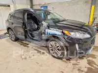 2020 Ford ESCAPE photo