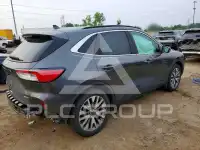 2020 Ford ESCAPE photo