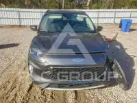 2020 Ford ESCAPE photo