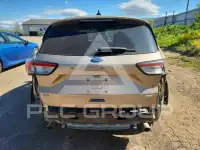 2020 Ford ESCAPE photo