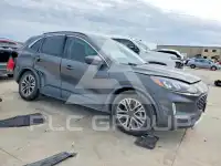 2020 Ford ESCAPE photo