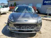 2020 Ford ESCAPE photo