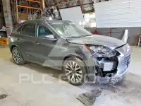 2020 Ford ESCAPE photo