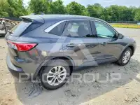 2020 Ford ESCAPE photo