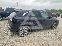 2020 Ford ESCAPE photo