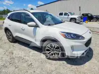 2020 Ford ESCAPE photo