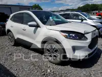 2020 Ford ESCAPE photo