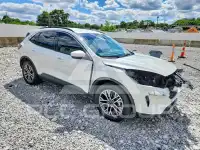 2020 Ford ESCAPE photo