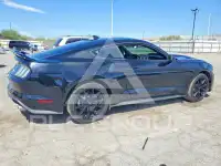 2020 Ford MUSTANG photo