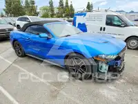 2020 Ford MUSTANG photo