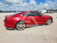 2020 Ford MUSTANG photo