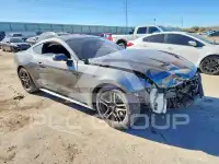 2020 Ford MUSTANG photo