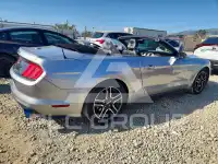 2020 Ford MUSTANG photo
