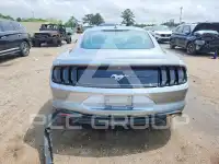 2020 Ford MUSTANG photo