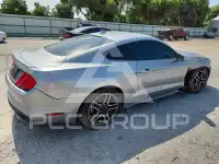 2020 Ford MUSTANG фото