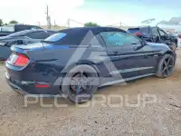 2020 Ford MUSTANG фото