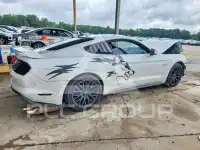 2020 Ford MUSTANG фото