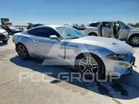 2020 Ford MUSTANG photo