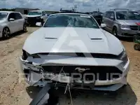 2020 Ford MUSTANG photo