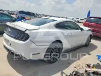 2020 Ford MUSTANG фото