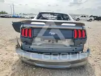 2020 Ford MUSTANG photo