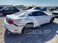 2020 Ford MUSTANG photo