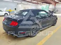 2020 Ford MUSTANG photo