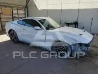 2020 Ford MUSTANG photo