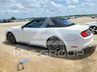 2020 Ford MUSTANG photo