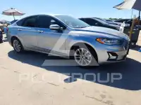 2020 Ford FUSION photo