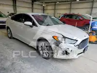 2020 Ford FUSION photo
