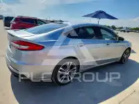 2020 Ford FUSION фото
