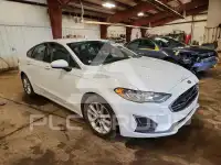 2020 Ford FUSION фото