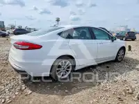 2020 Ford FUSION photo