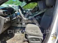 2020 Ford EXPLORER photo