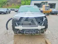 2020 Ford EXPLORER photo