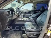 2020 Ford EXPLORER photo