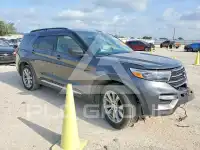 2020 Ford EXPLORER photo