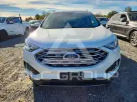 2020 Ford EDGE photo