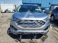 2020 Ford EDGE photo
