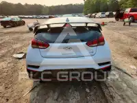 2020 Hyundai Veloster photo