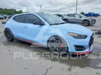 2020 Hyundai Veloster photo
