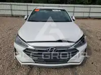 2020 Hyundai Elantra photo