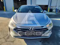 2020 Hyundai Elantra photo